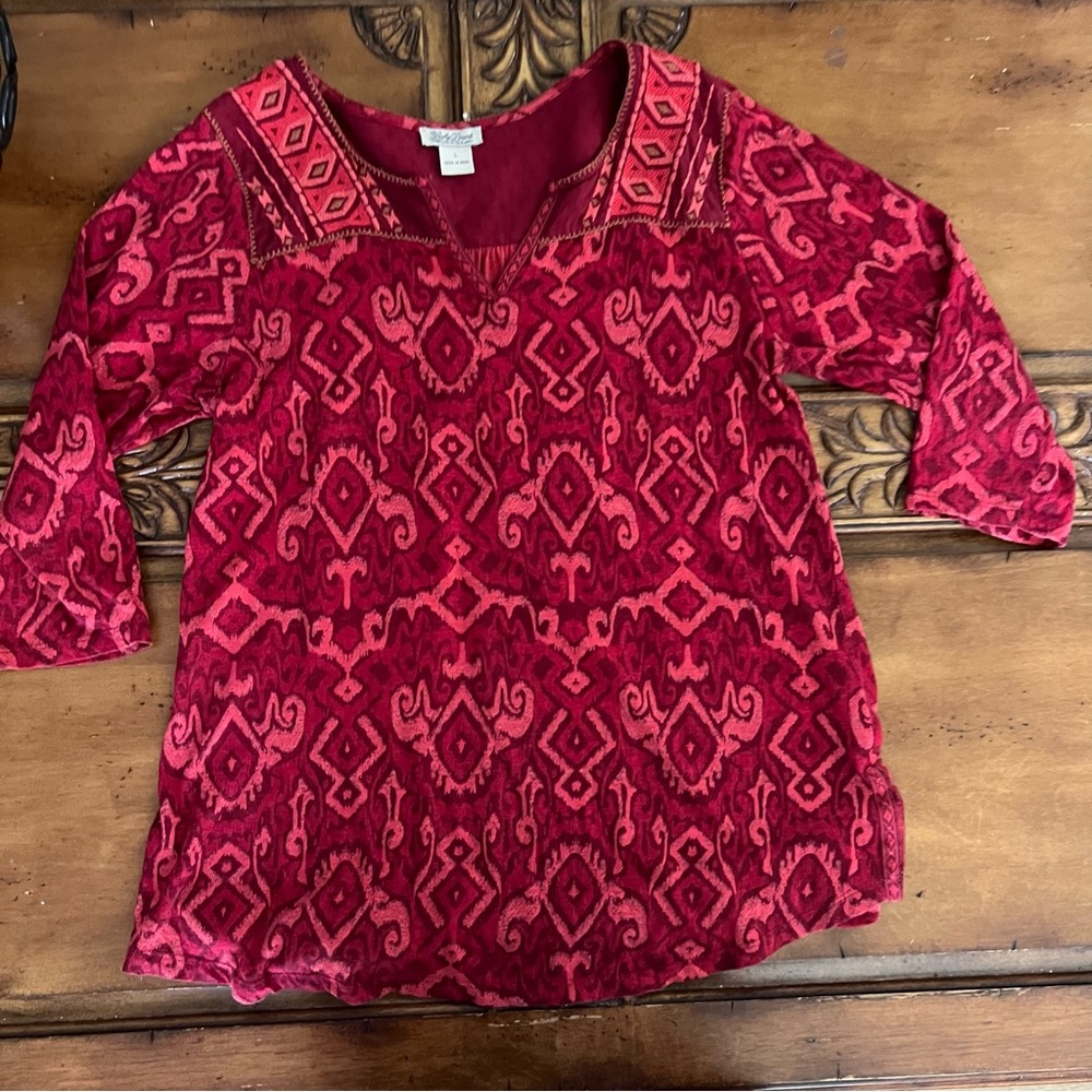 Lucky Brand Red Arabesque Print Boho Bohemian Top.